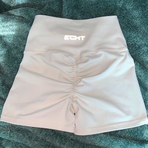Echt scrunch shorts